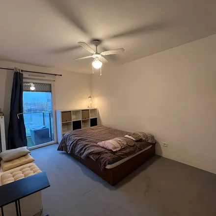 Rent this 2 bed apartment on 5 Rue Guéroux in 93380 Pierrefitte-sur-Seine, France