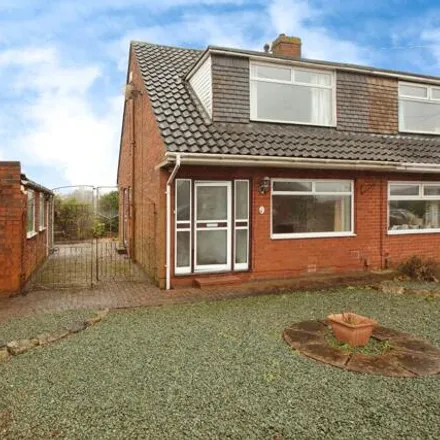 Buy this 3 bed duplex on Isleworth Drive in Chorley, PR7 2PU