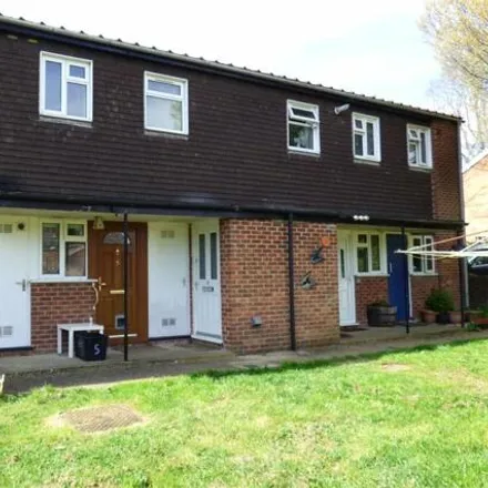 Rent this 1 bed room on Middlefields in Ruscombe, RG10 9DG