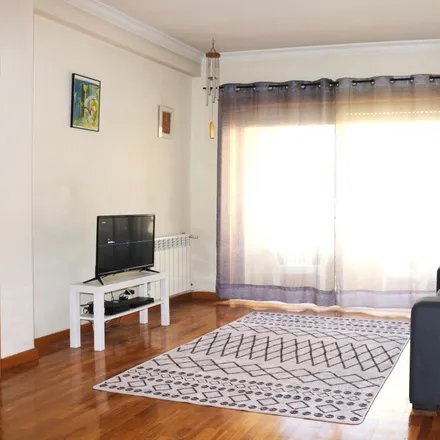 Rent this 1 bed apartment on DeROSE Method - Matosinhos in Rua Roberto Ivens 973, 4450-255 Matosinhos