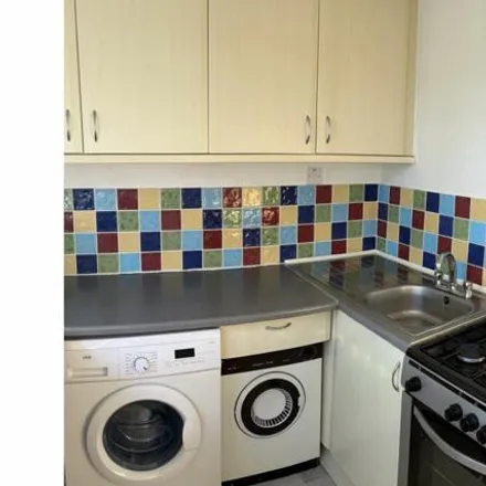 Image 5 - Ash Place, Banknock, FK4 1TY, United Kingdom - Apartment for sale