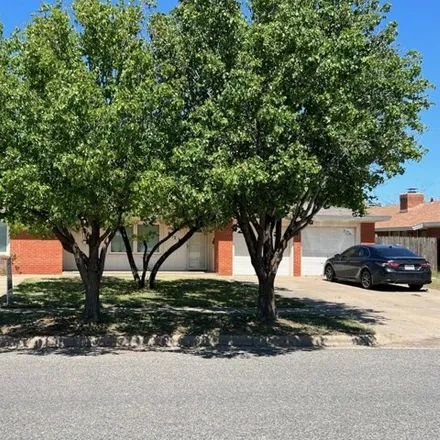 Image 1 - 2018 54th Street, Lubbock, TX 79412, USA - House for sale