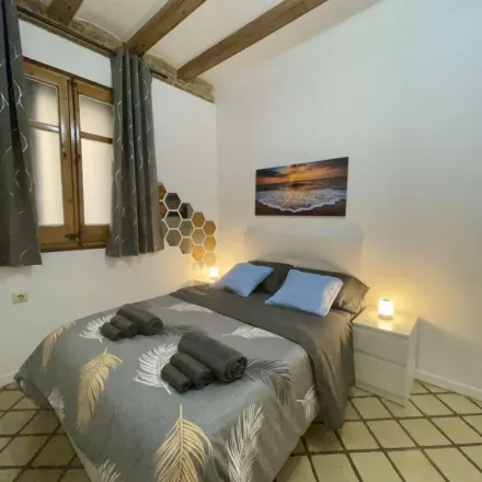 Rent this 2 bed apartment on Carrer de Sant Miquel in 08001 Barcelona, Spain