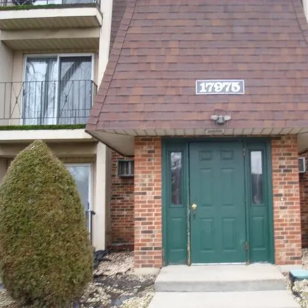 Buy this 2 bed condo on 17920 Amherst Court in Country Club Hills, IL 60478