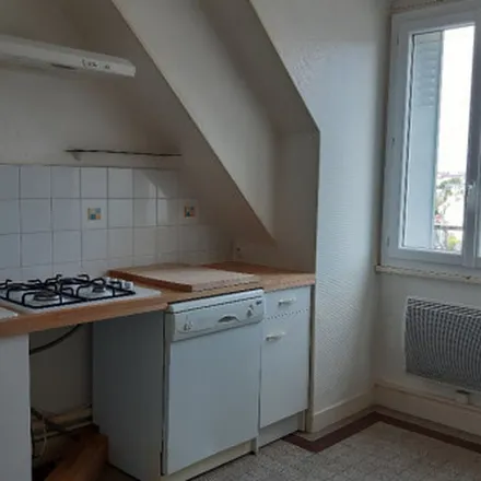 Rent this 3 bed apartment on 4 Quai de Mantoue in 58000 Nevers, France