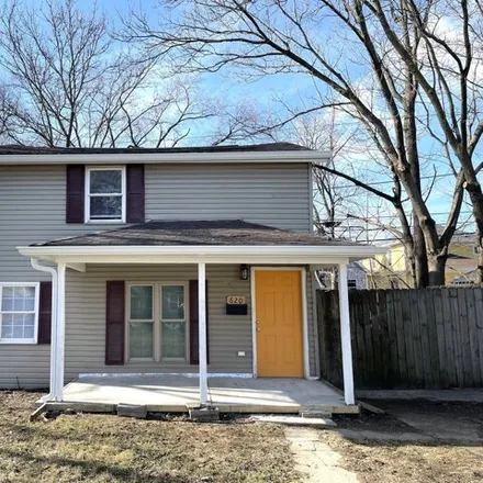 Buy this 3 bed house on 620 North Dearborn Street in Indianapolis, IN 46201