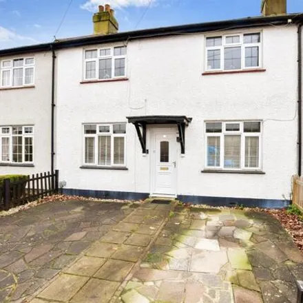 Buy this 3 bed townhouse on Wellington Road in Caterham on the Hill, CR3 5NS