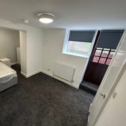Image 4 - Barras Place, Leeds, LS12 4JR, United Kingdom - Room for rent