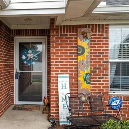 Image 5 - 1788 Spring Gate Circle, Jeffersonville, IN 47130, USA - Condo for sale