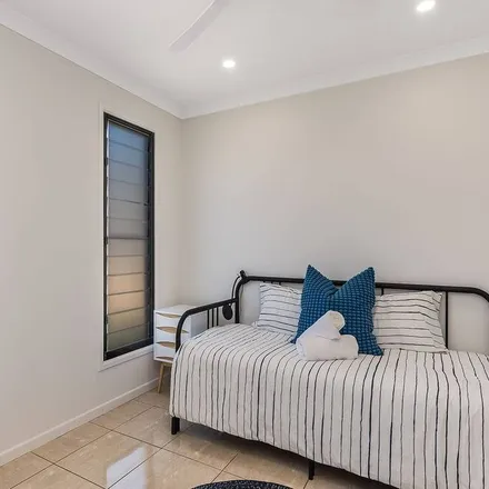 Image 7 - Moffat Beach QLD 4551, Australia - House for rent