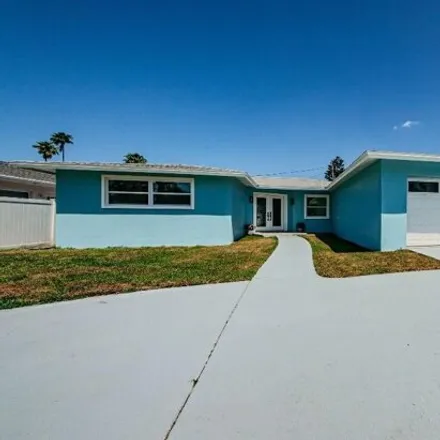 Buy this 3 bed house on 76 Kipling Plaza in Clearwater, FL 33767