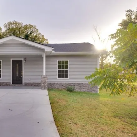 Buy this 3 bed house on 723 Southwest Atlantic Street in Johnstown, Tullahoma