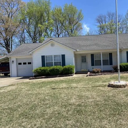 Buy this 3 bed house on 856 Granite Drive in Newbern, Dyer County