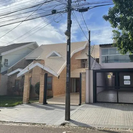 Rent this 4 bed house on Rua Pará in Jardim Imperial II, Maringá - PR