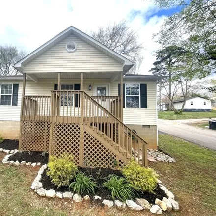 Buy this 3 bed house on 2253 Kantebury Drive in Plantation Hills, Knoxville