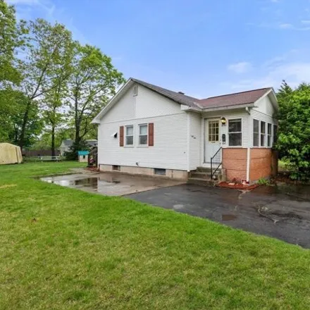 Buy this 3 bed house on 46 Pineywood Road in Southwick, Hampden County