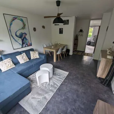 Rent this 3 bed apartment on 3 Allée Antoine Watteau in 59260 Hellemmes-Lille, France