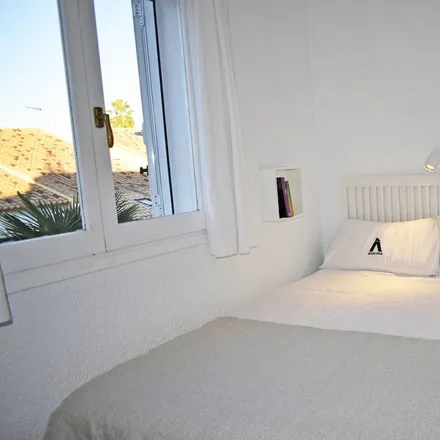 Rent this 1 bed apartment on 03700 Dénia