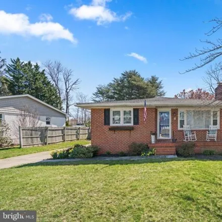 Buy this 3 bed house on 423 Neepier Road in Catonsville, MD 21228