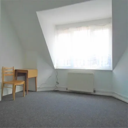 Rent this 1 bed apartment on Rodborough Road in London, NW11 8RY