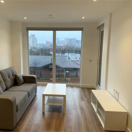 Image 3 - Irwell River Park, Salford, M50 3AN, United Kingdom - Apartment for rent