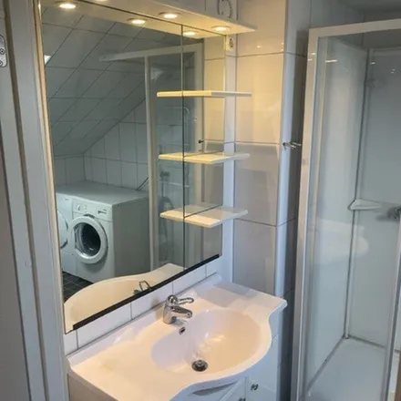 Rent this 2 bed apartment on Varbergsgatan 2C in 252 46 Helsingborg, Sweden
