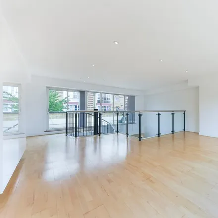 Rent this 2 bed house on 37-41 Oriel Drive in London, SW13 8HW