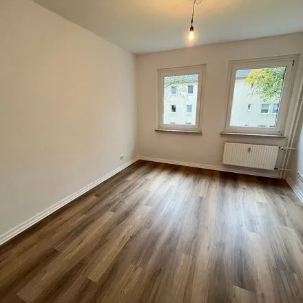 Rent this 2 bed apartment on Waisenstraße 61 in 45326 Essen, Germany