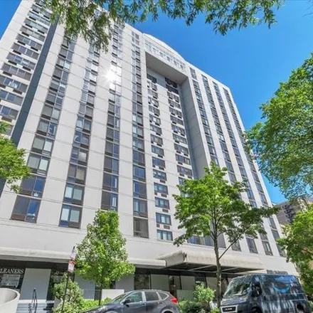 Rent this 1 bed apartment on Towers Condominium in 1221 North Dearborn Street, Chicago