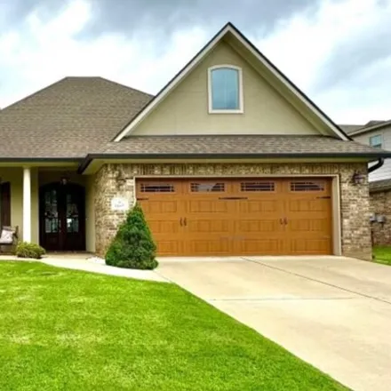 Buy this 5 bed house on 1163 Antietam Drive in Southgate Estates, Bossier City