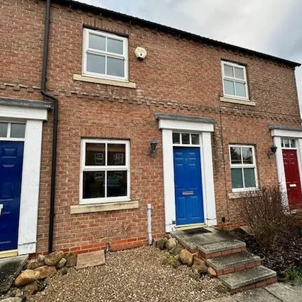 Rent this 2 bed townhouse on Albert Close in York, YO32 9GB