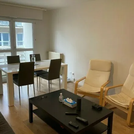 Rent this 3 bed apartment on 56 bis Route d'Angers in 49000 Écouflant, France