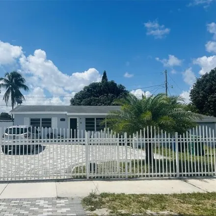 Buy this 3 bed house on 4230 NW 191st St in Miami Gardens, Florida