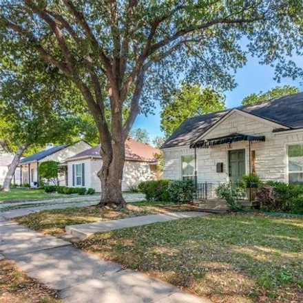 Image 2 - 3812 Birchman Avenue, Fort Worth, TX 76107, USA - House for sale