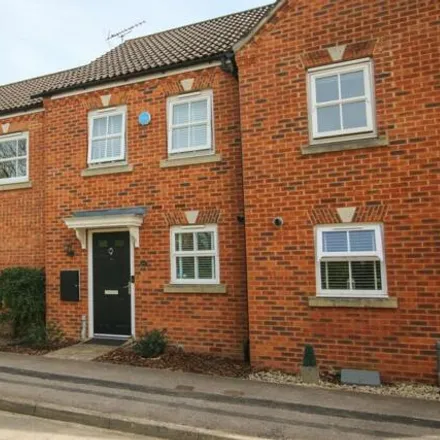 Buy this 2 bed townhouse on Dowles Green in Wokingham, RG40 5AB