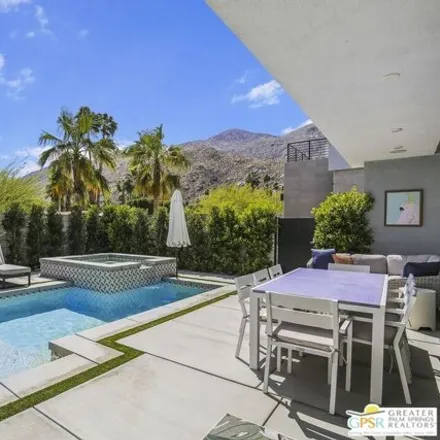Buy this 2 bed townhouse on unnamed road in Palm Springs, CA 99262