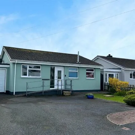 Buy this 2 bed house on Heol Rowen in Fairbourne, LL38 2UQ