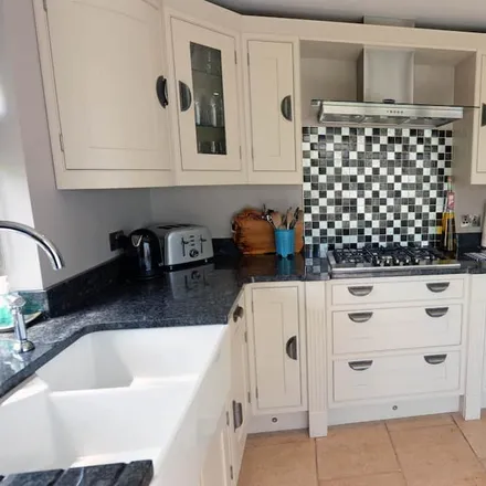 Rent this 2 bed house on Saundersfoot in SA69 9HD, United Kingdom