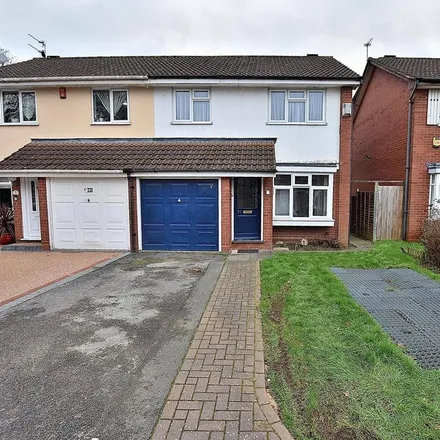 Rent this 3 bed duplex on Wychall Drive in Wolverhampton, WV10 8UX