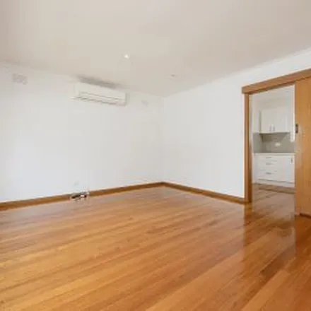 Image 3 - Lambourne Street, Surrey Hills VIC 3127, Australia - Apartment for rent