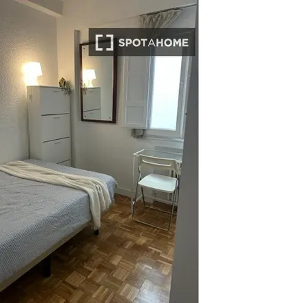 Rent this 4 bed room on Madrid in Calle del Marqués de Leis, 19