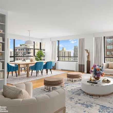 Buy this studio apartment on 190 EAST 72ND STREET 27B in New York