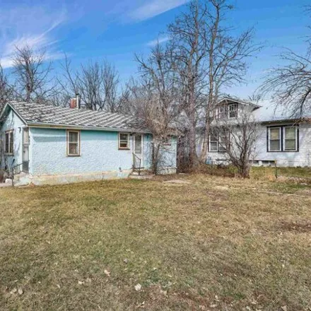 Image 4 - 683 Edmunds Street, Belle Fourche, SD 57717, USA - House for sale