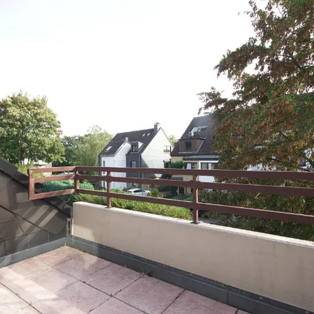 Rent this 1 bed apartment on Petzelsberg 44 in 45259 Essen, Germany