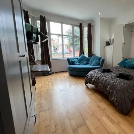 Rent this 1 bed apartment on London in SW4 8AE, United Kingdom