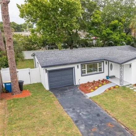 Image 1 - Saint Petersburg College (Clearwater Campus), Eastwood Drive, Clearwater, FL 34625, USA - House for sale