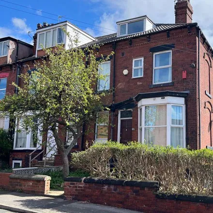 Rent this 3 bed house on Grimthorpe Street in Leeds, LS6 3JU