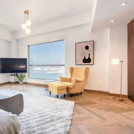 Rent this studio apartment on Beach Walk
