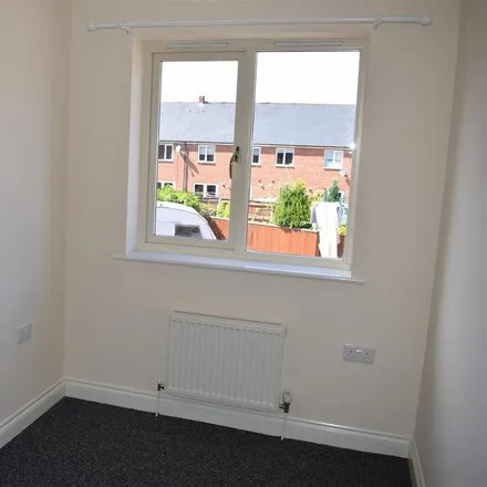 Image 7 - Waxwing Way, North East Lincolnshire, DN37 9HS, United Kingdom - Townhouse for rent