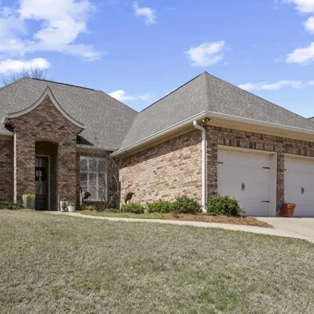Buy this 3 bed house on 31 Enclave Circle in Ridgeland, MS 39157